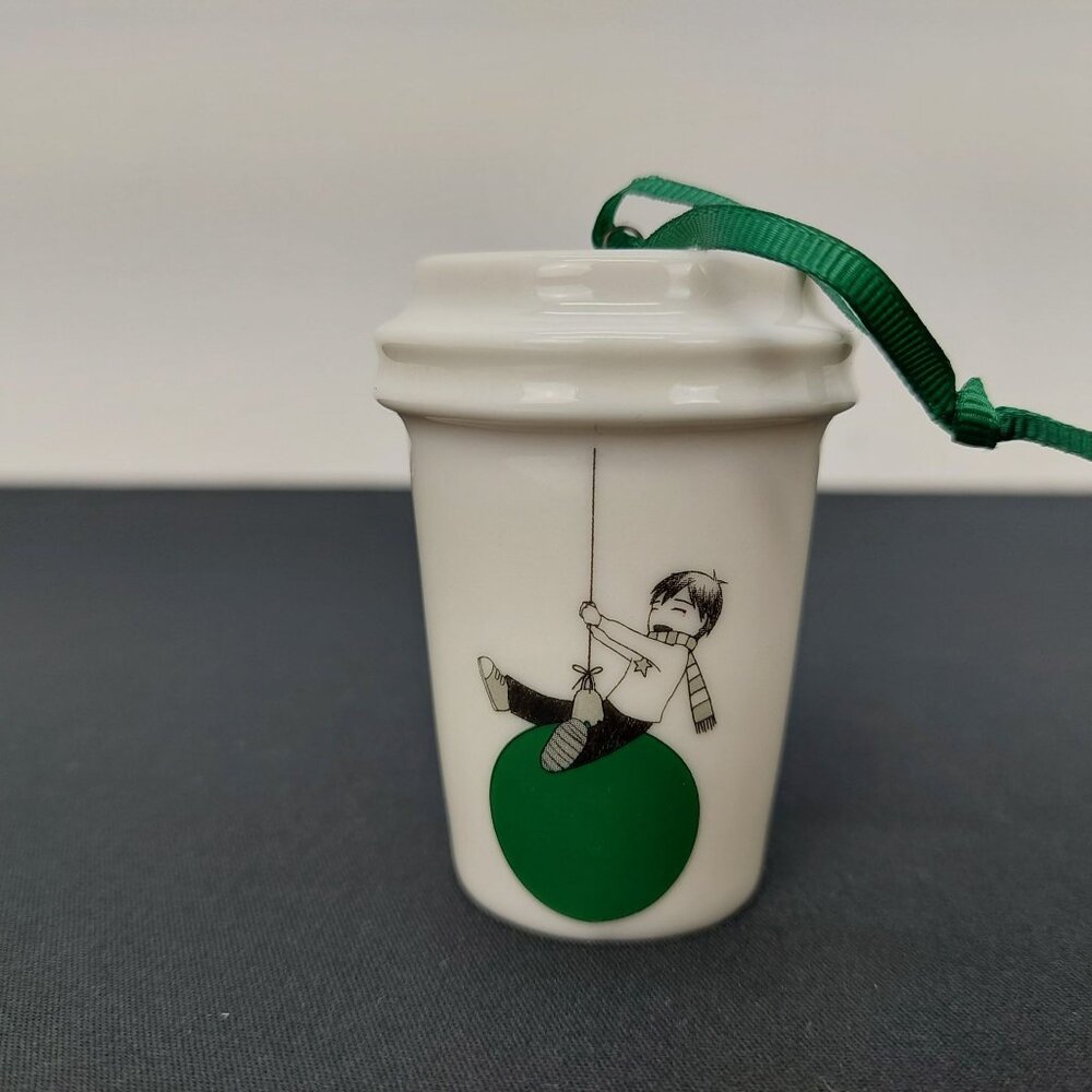 Starbucks Holiday 2015 Christmas Ornament Cup Green‎ Ribbon Boy on Balloon Mug